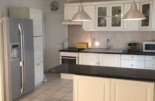 Beaune House | Renting a House in Beaune, 5 bedrooms