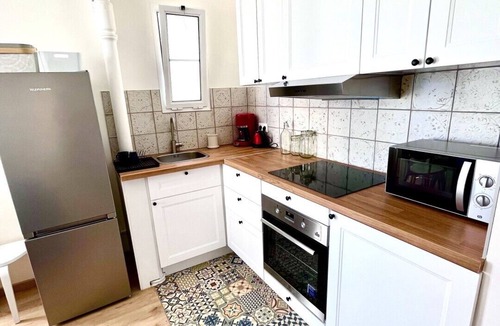 Thiers Apartment | Reposant Proche de la Campagne