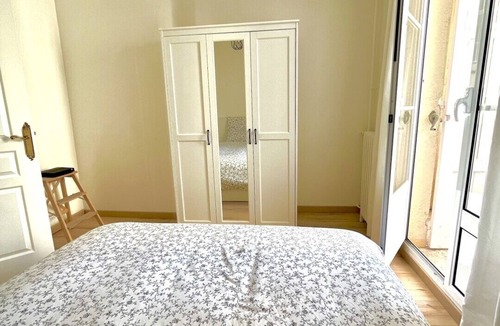Thiers Apartment | Reposant Proche de la Campagne