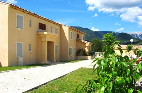 Montbrun-les-Bains Apartment | Res. Hameau des Sources with swimming pool - 1 bedroom apartment - 2/4 people