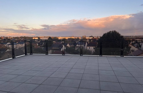 Plateau — Pyramide Apartment | residence AZUR
