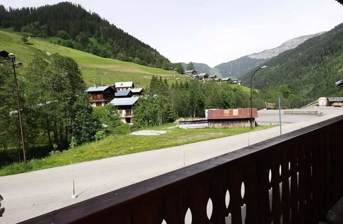 Beaufort Apartment | Residence Le Cristol - Apartment 4 people in a quiet, mountain view, from the slopes, classified 2 stars