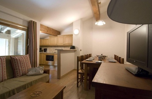 Pralognan-la-Vanoise Apartment | Resort center, balcony, tv, ski locker, 55-73m², Pralognan-la-Vanoise