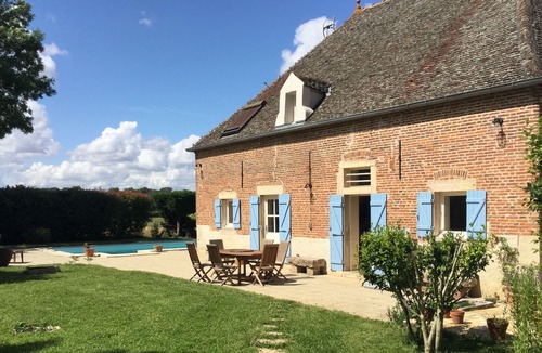 Franxault Other | Restored farmhouse, swimming pool, boules court and badminton, table tennis, piano