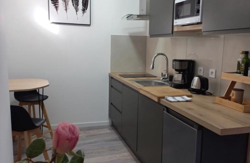 Viviers Apartment | Rhône Studio avec terrace parking privé