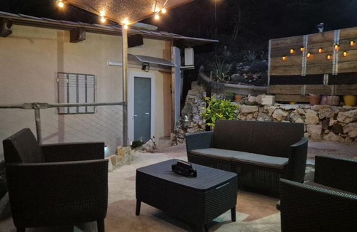 Viviers Apartment | Rhône Studio avec terrace parking privé