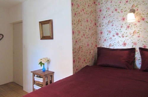 Sailly House | Romantic cottage near Cluny