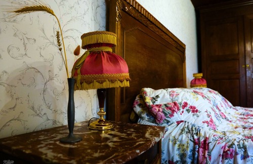 Treigny House | Room rental Bienvenue chez Mémé chambre de Georges