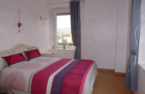 Villafans Bed & Breakfast | Room with garden, Wi-Fi, lounge, games