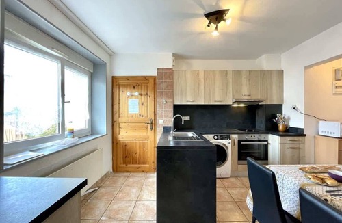 Forges-les-Bains Apartment | Rose