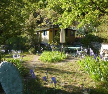 Aubres House | Roulotte de Veyronne