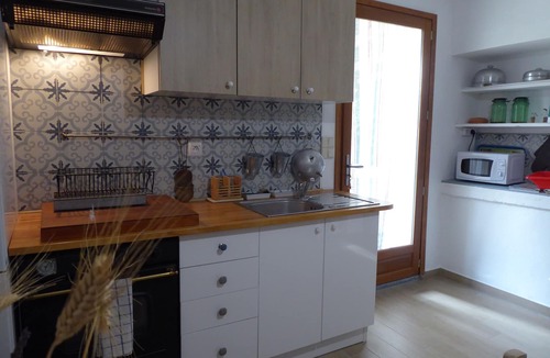 Marsanne Cottage | Roulotte et Gite en Drome Provencale