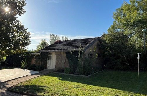 Sagy House | Ruhiges Anwesen in Grossem Park. Haustiere Erlaubt