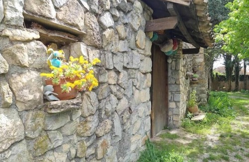 Loriol-sur-Drome House | Séjour Bucolique au Calme - Charming 2-room apartment in a wooded park