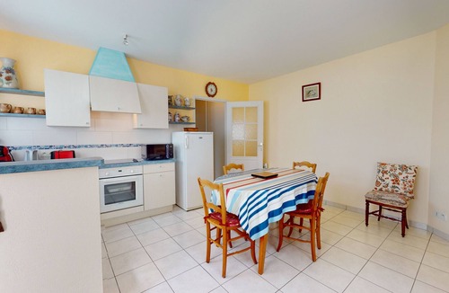 Saint-Gilles-Croix-de-Vie Ski Chalet | Saint Gilles Harbor Terrace - Harbor 50 meters away