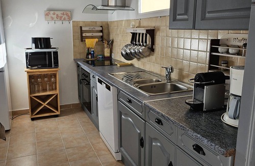 Sarrians House | Sarrians rental for 4 people, pets welcome.