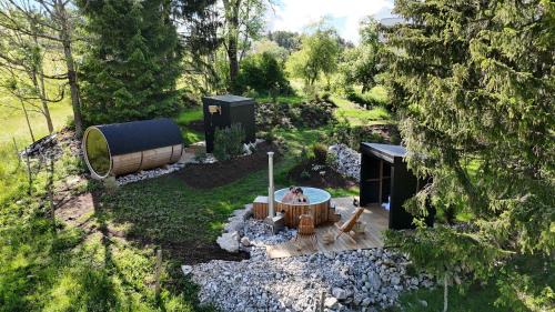 Premanon Apartment | Sauna & bain nordique - Duplex dans ancienne ferme en pierres avec jardin privatif - 4 personnes