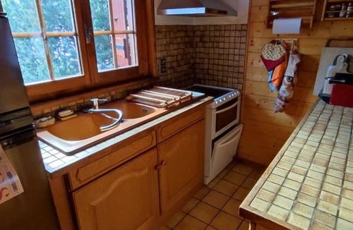 Les Houches Ski Chalet | Savoyard chalet sleeps 6 exceptional location and view