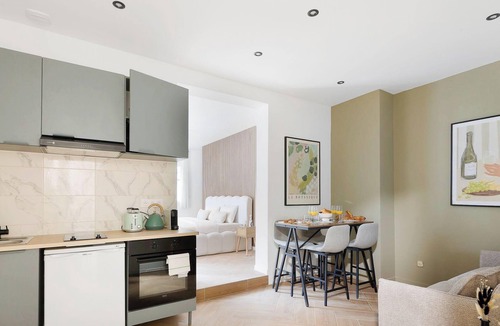 Quartier de la Maison-Blanche Apartment | Sejour d'exception a Paris - Appartement raffine pour 4