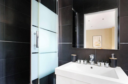 Quartier de la Maison-Blanche Apartment | Sejour d'exception a Paris - Appartement raffine pour 4
