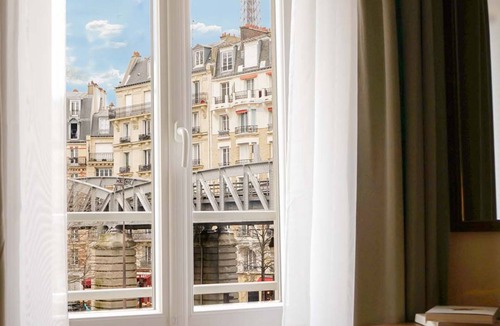 Grenelle Apartment | Signature Suite Eiffel Tower terrace