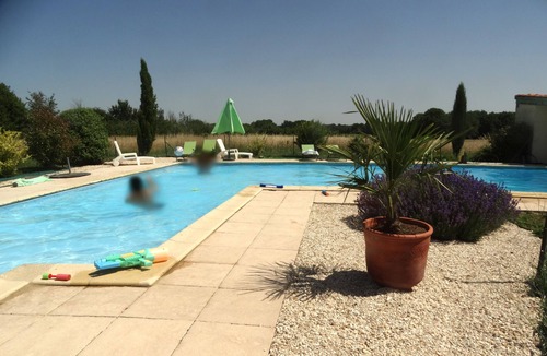 Lorignac Cottage | Single-storey gîte air conditioner 5 pers WIFI heated summer pool pet-friendly