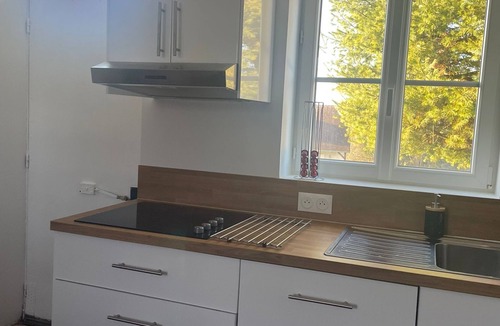 Lucenay-les-Aix House | Single-storey house in the heart of the village