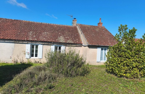 Lucenay-les-Aix House | Single-storey house in the heart of the village