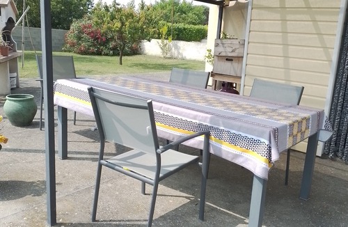 Allex House | Single-storey house.fenced garden, secure swimming pool, very quiet location