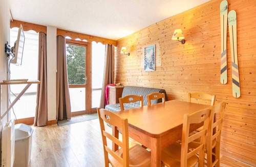 Chamrousse Apartment | Ski-In Comfort with Scenic Views