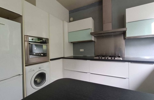 Montreuil Apartment | Sleeps 14, spacious, large terrace.