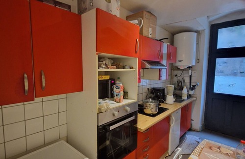Paroisse Notre-Dame Apartment | Small furnished apartment close to shops and tourist attractions