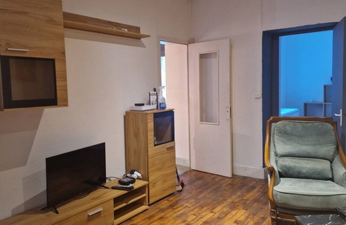 Paroisse Notre-Dame Apartment | Small furnished apartment close to shops and tourist attractions
