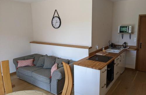 Sailly House | Small gîte for 2 with pool in peaceful Burgundy