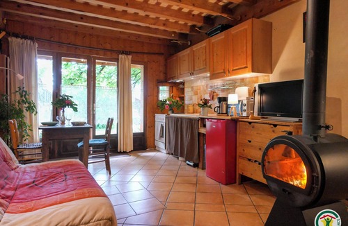 Gap Apartment | Small traditional mountain cottage, sleeps 2/3, sauna, Gap, Hautes-Alpes
