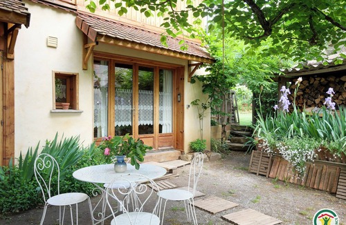 Gap Apartment | Small traditional mountain cottage, sleeps 2/3, sauna, Gap, Hautes-Alpes