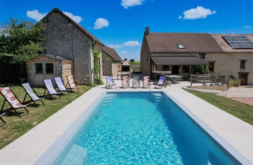 Neuvy-Grandchamp Villa | So Villa Molise au Blanc (71) - Heated pool - Sauna - 2h from Lyon - 30p.