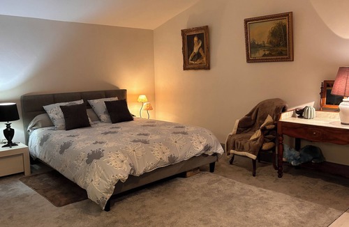 Romenay Bed & Breakfast | SoJaNi Guest House