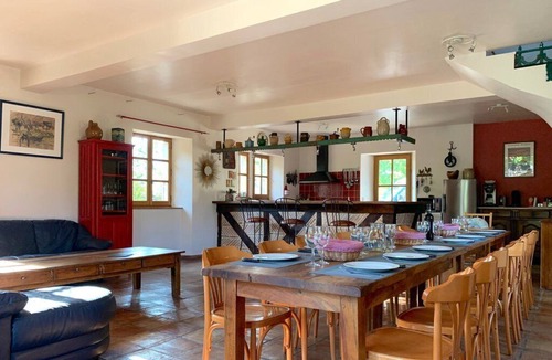 Jaujac Cottage | source house