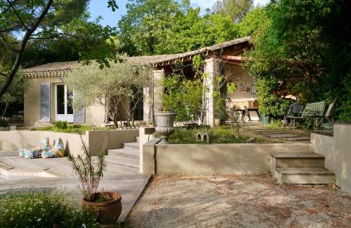 Buisson House | Sous l'Olivier