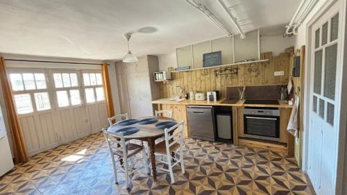 Valreas Apartment | Sous Le Tilleul - 3 personnes