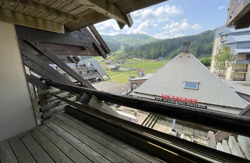 Laveissiere Apartment | South-facing studio in the heart of the resort, direct slope access