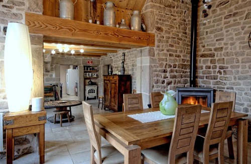 La Lanterne-et-les-Armonts Cottage | Spacious lodge in the Vosges with terrace, equipped kitchen and outdoor activities