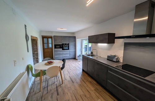Aillevillers-et-Lyaumont Cottage | Spacious characterful gîte for 15 in Aillevillers with garden