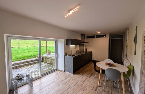 Aillevillers-et-Lyaumont Cottage | Spacious characterful gîte for 15 in Aillevillers with garden