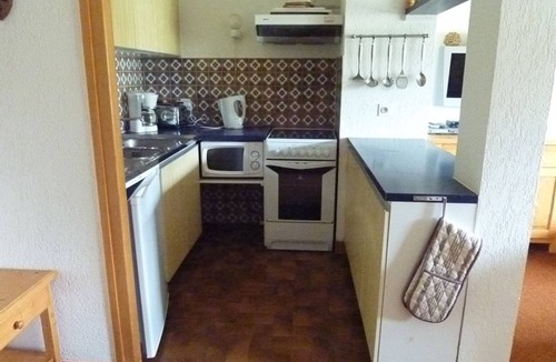 Saint-Jean-dʼAulps Apartment | Spacious 3-room apartment, near slopes, sleeps 8, pool access