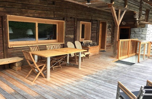Beaufort Ski Chalet | Spacious chalet with parking - 13 guests