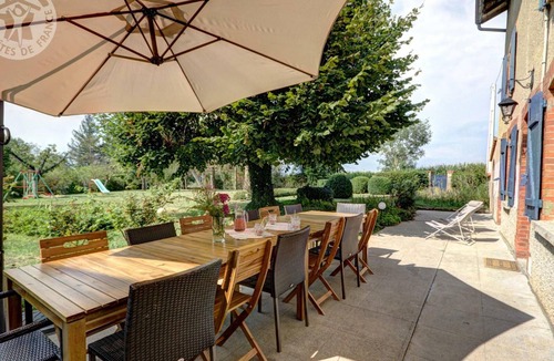 Cottance Cottage | Spacious cottage with garden and children's games, near St-Etienne and Lyon
