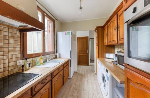 Juvisy-sur-Orge House | Spacious house near station: Ideal for travelling