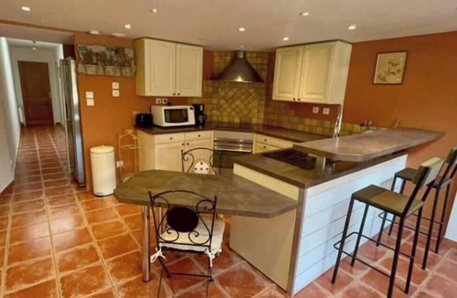 Loriol-sur-Drome House | Spacious Mas provençal with swimming pool, park & Koi ponds